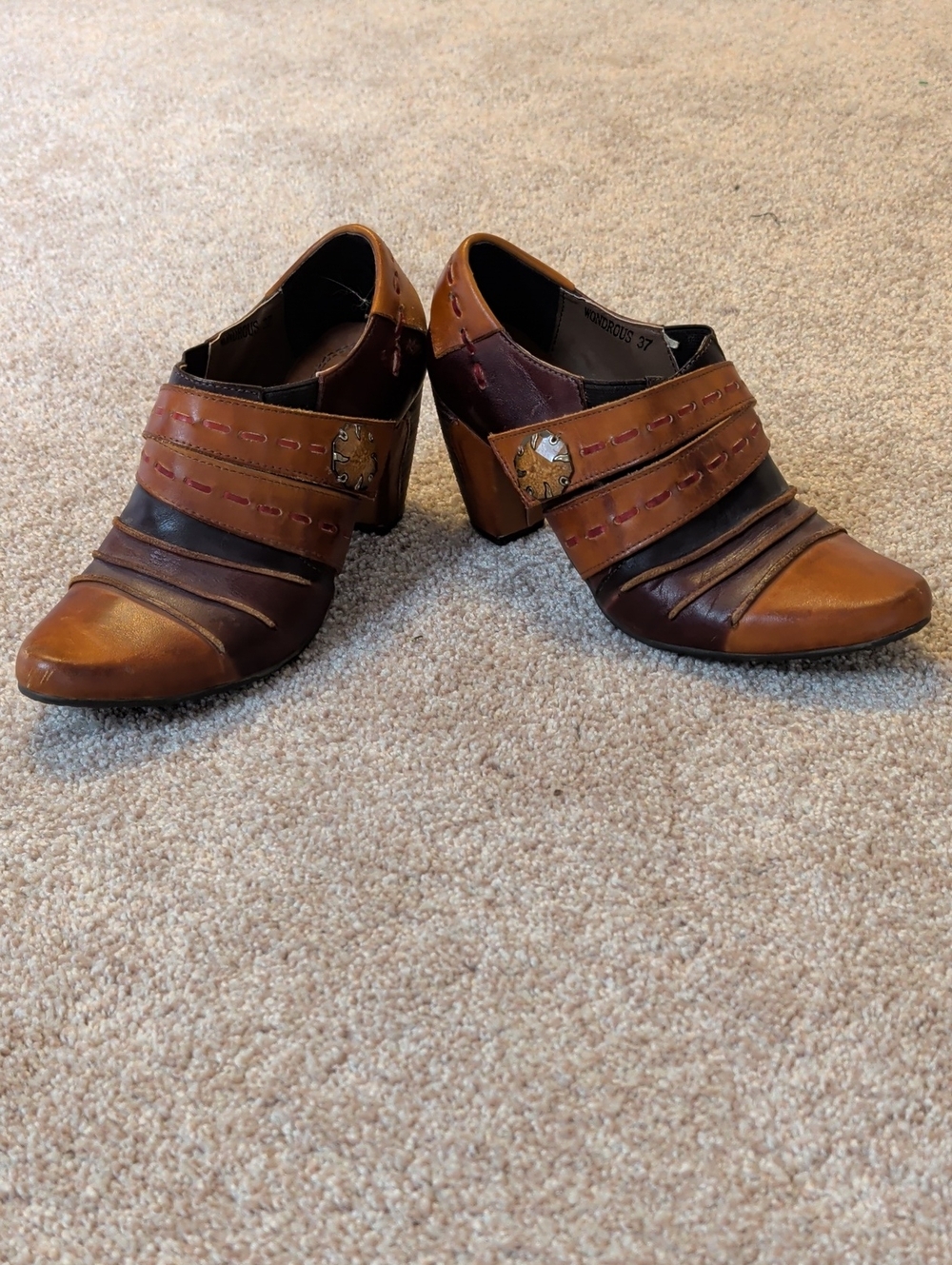 L'Artiste Spring Step Brown Two-Tone Leather Heeled Shoes Size 37 (6.5-7)